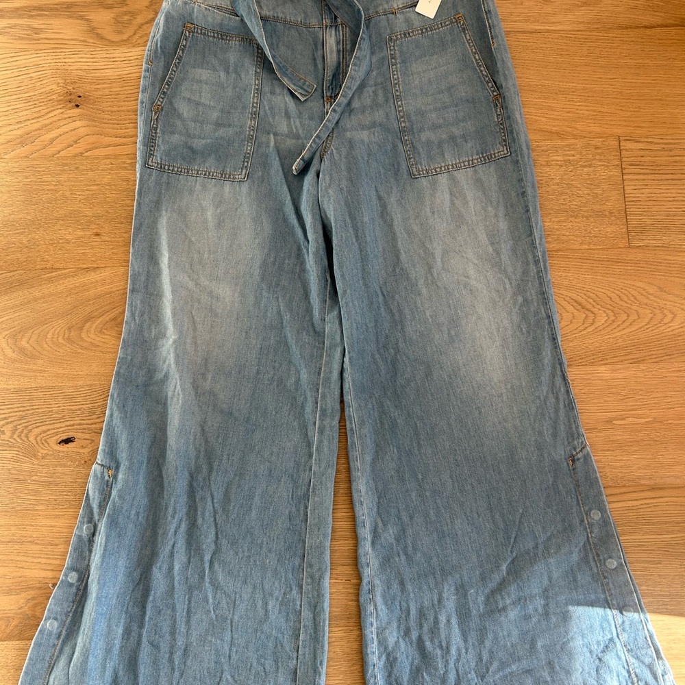 Anthropologie Light Blue Flare Jeans - Picture 7 of 13